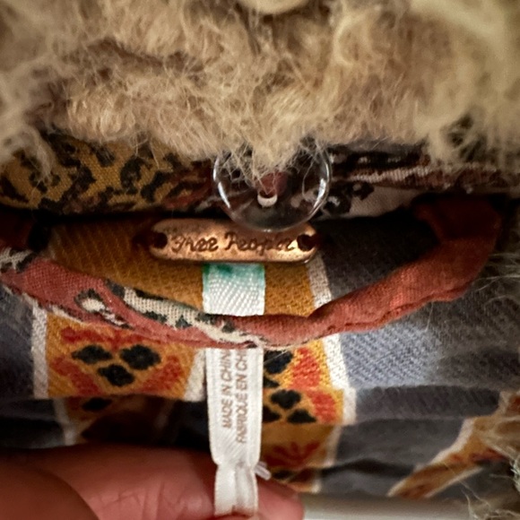 Free People Brooke Jacket Faux Fur Collar Boho Print Quilted - Picture 6 of 11